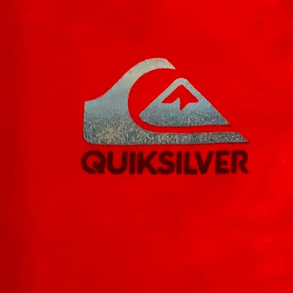 * Bundle Special 2/$15 * Quicksilver 100% Cotton Short Sleeve T-shirt - Picture 3 of 6